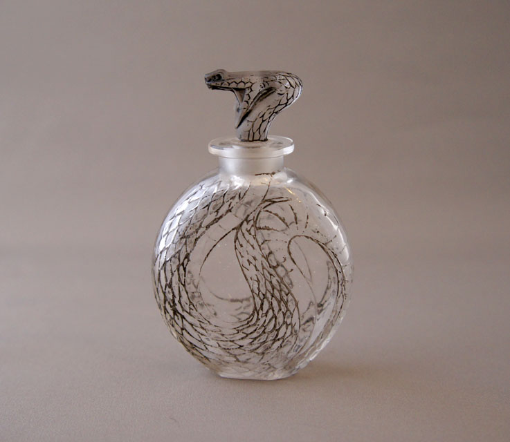 香水瓶「蛇」