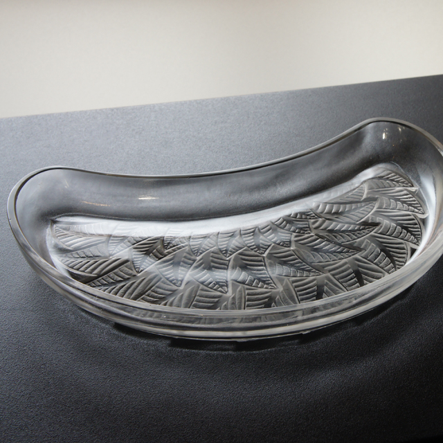 テーブルウェア「クレセント皿 オルモー 幅21cm」