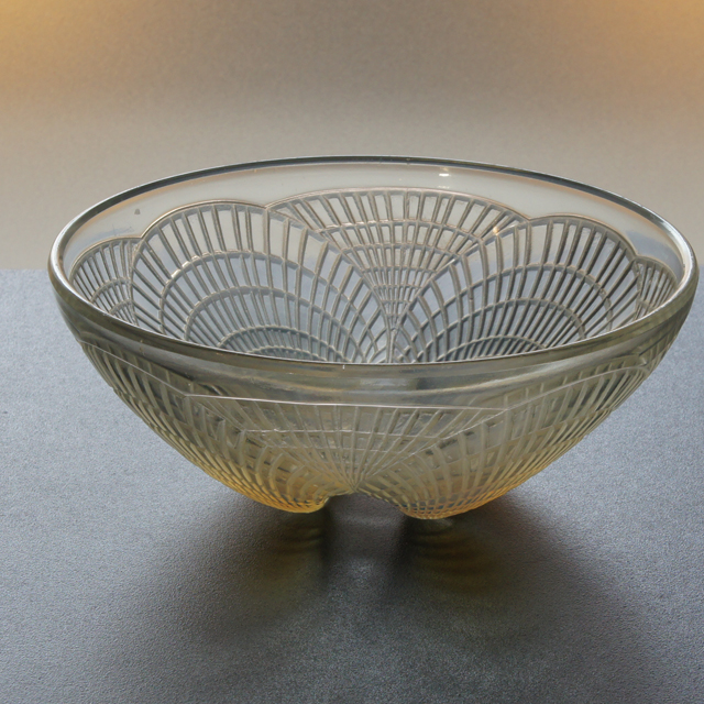テーブルウェア「鉢 コキール No.4（オパルセントガラス）直径16cm」