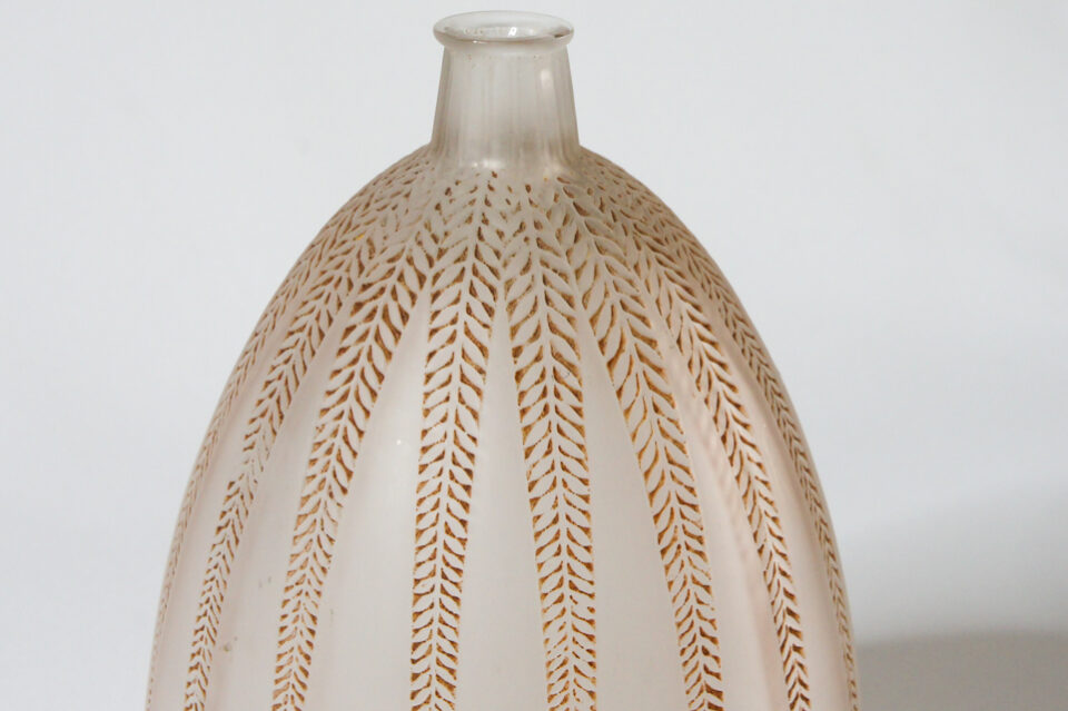 花瓶「ミモザ」