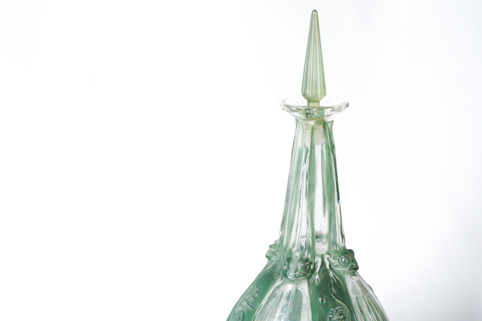 花瓶「シレーヌと蛙」