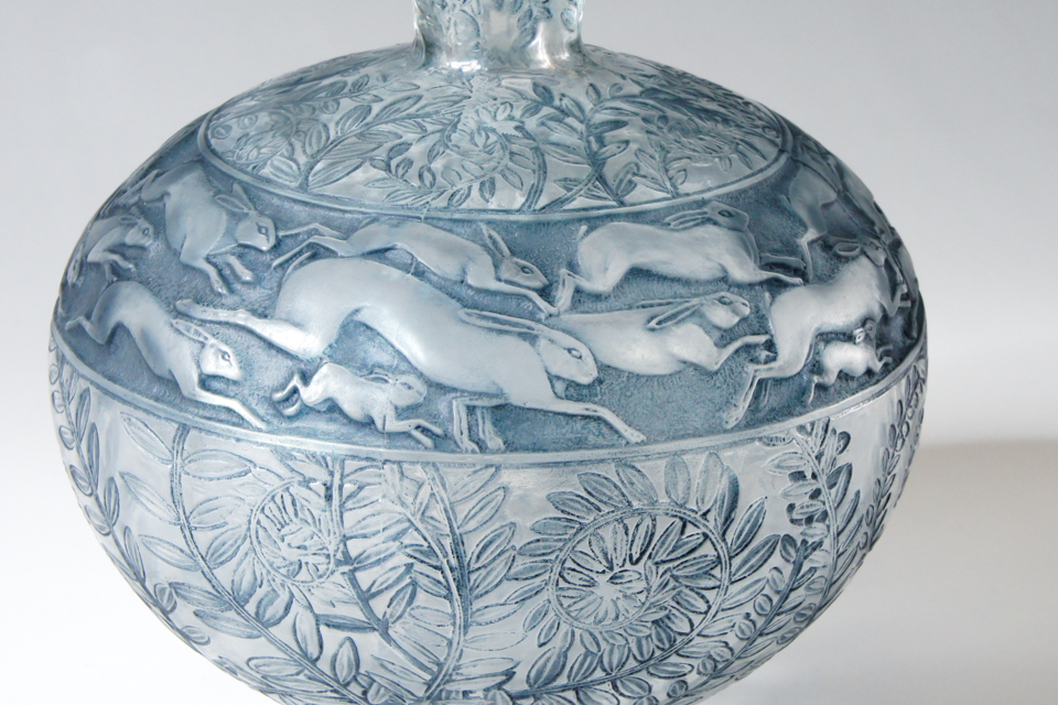 花瓶「野うさぎ」