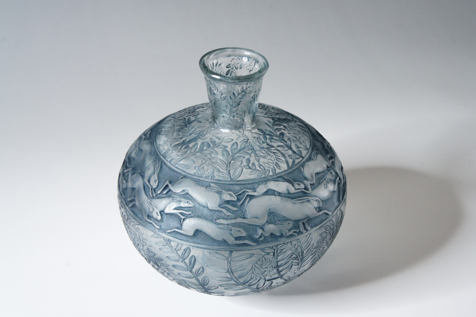 花瓶「野うさぎ」