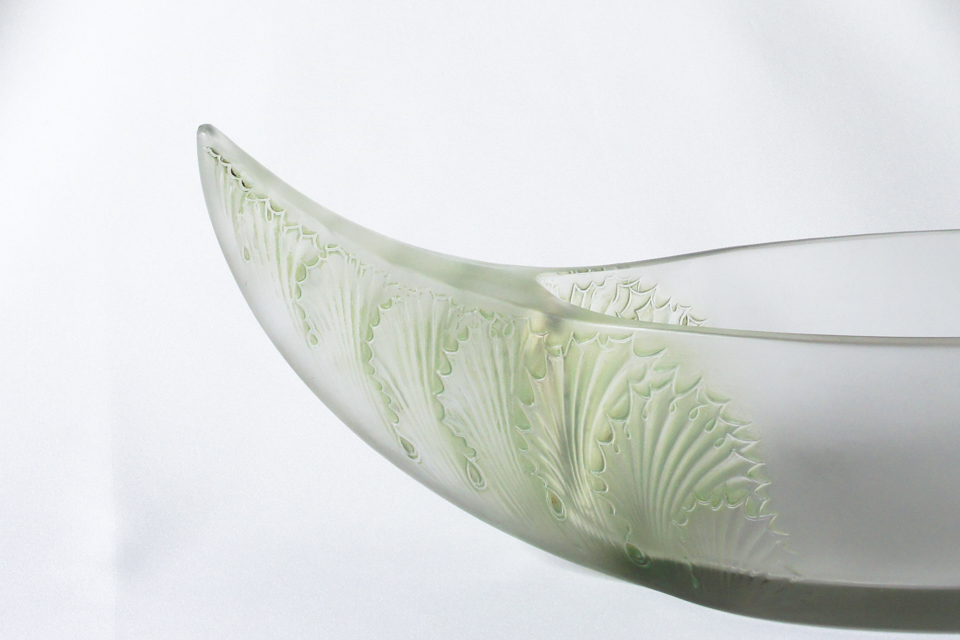 花瓶「アカンサス」