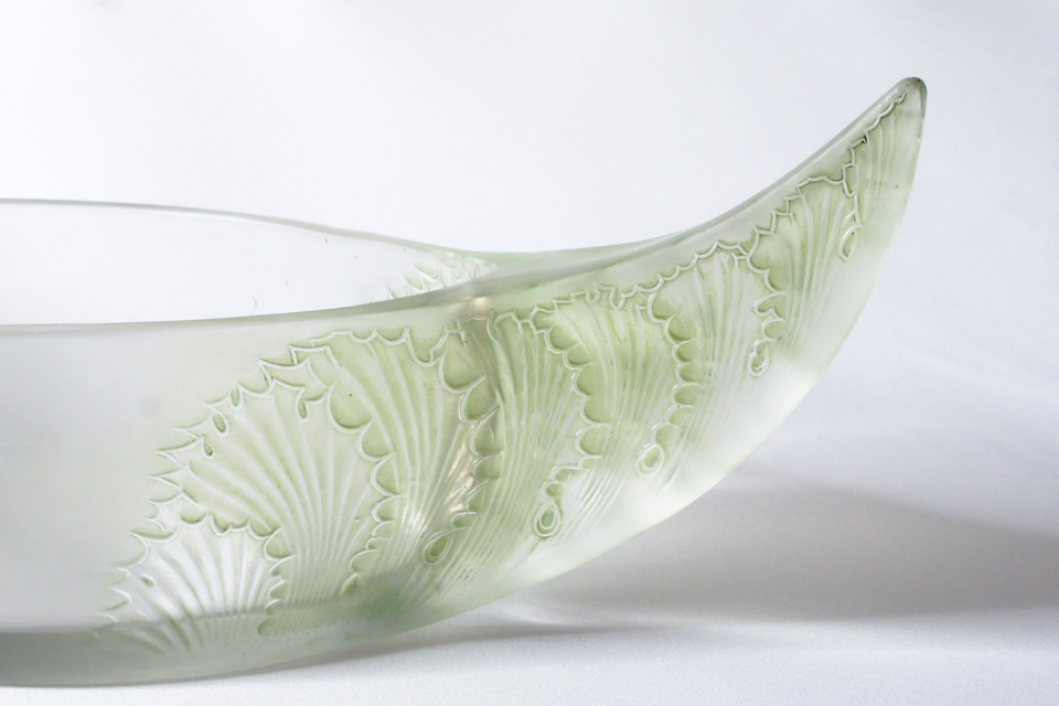 花瓶「アカンサス」