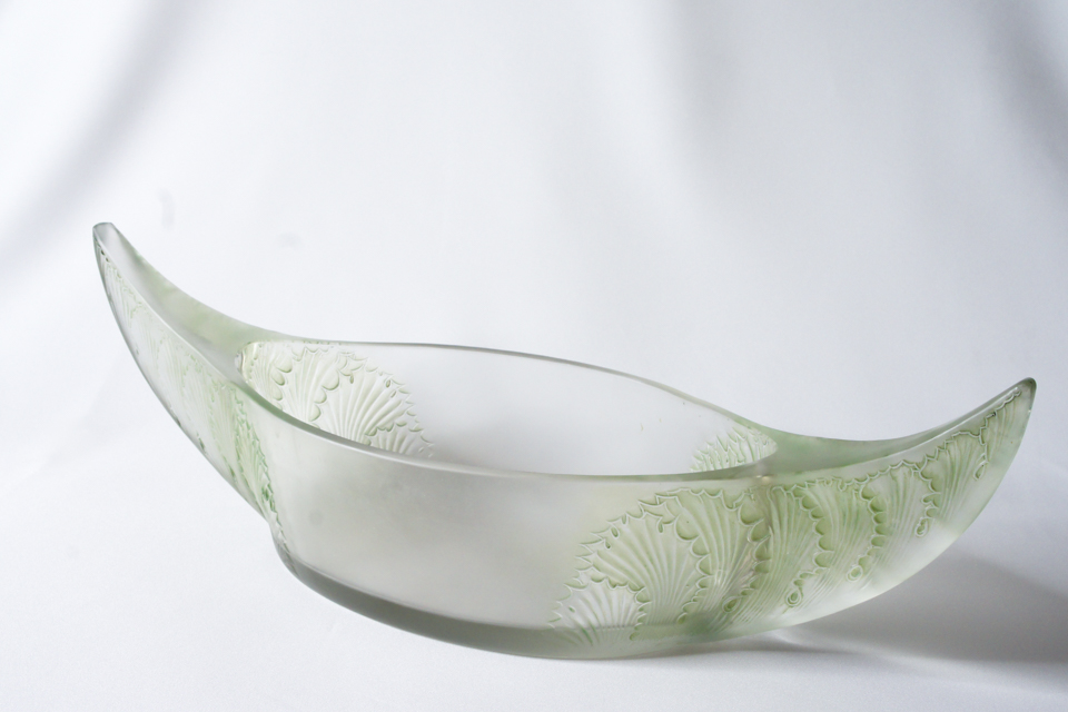 花瓶「アカンサス」