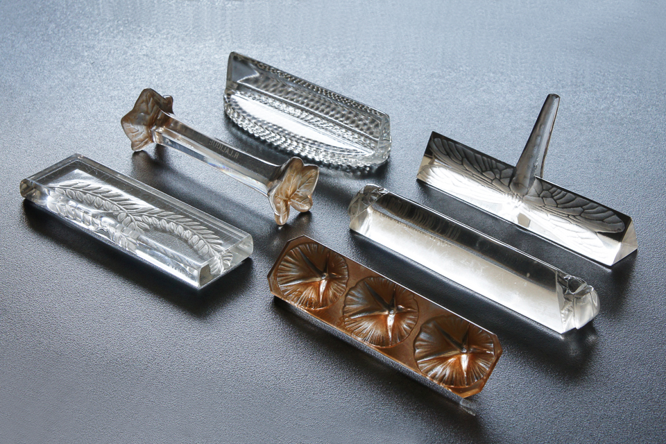 テーブルウェア「蔦の葉 FEUILLES DE LIERRE ナイフレスト【1客のみ】」