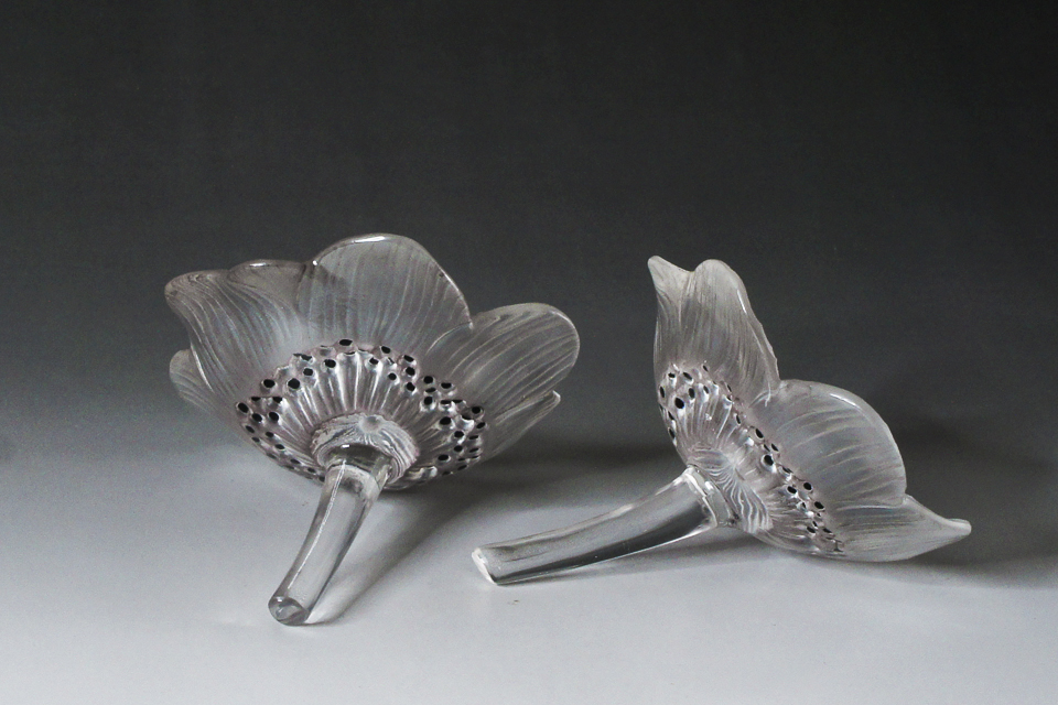 デスクウェア「開いたアネモネ」