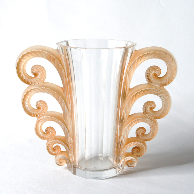 花瓶「ボーヴェ」