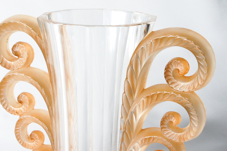 花瓶「ボーヴェ」