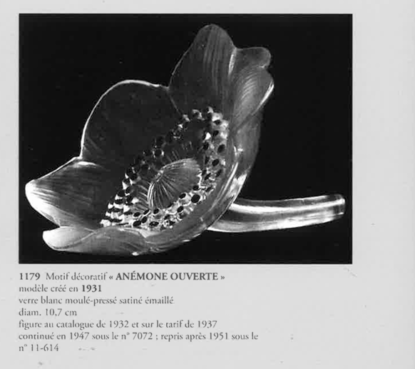 デスクウェア「開いたアネモネ」