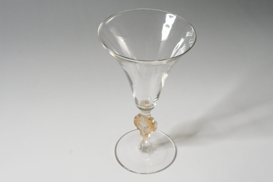 テーブルウェア「バール BARR ワイングラス（大）H 14.8 ㎝（セピアパチネ）」