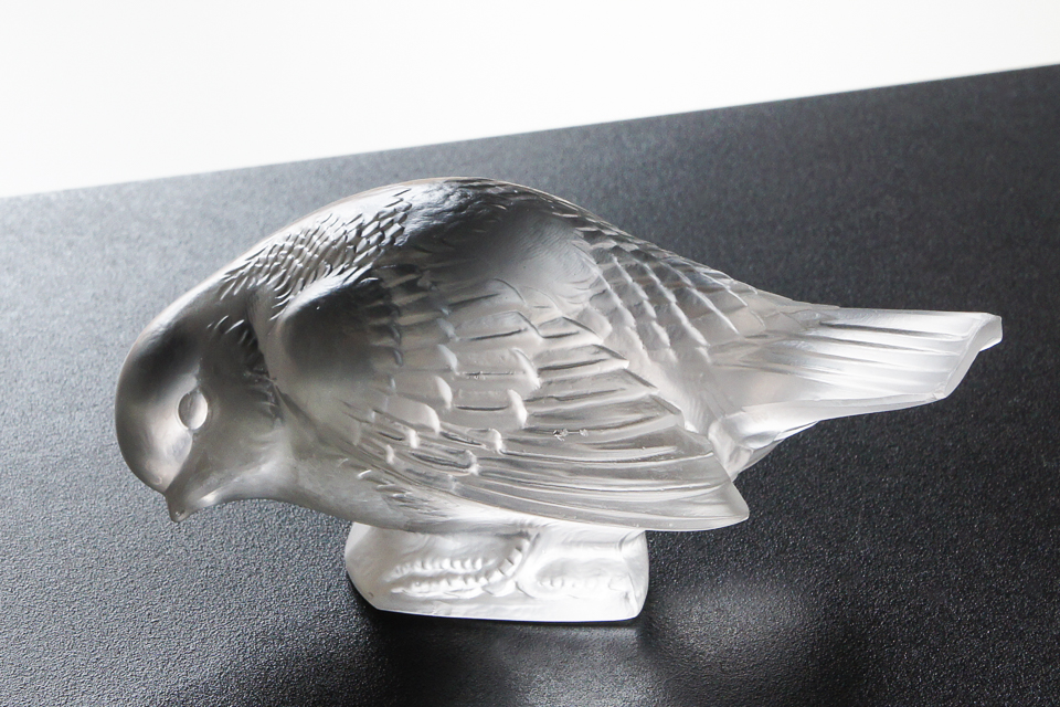 デスクウェア「あざといスズメ」