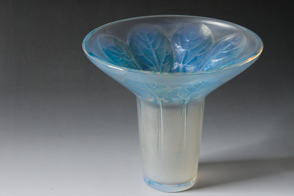 花瓶「スミレ」