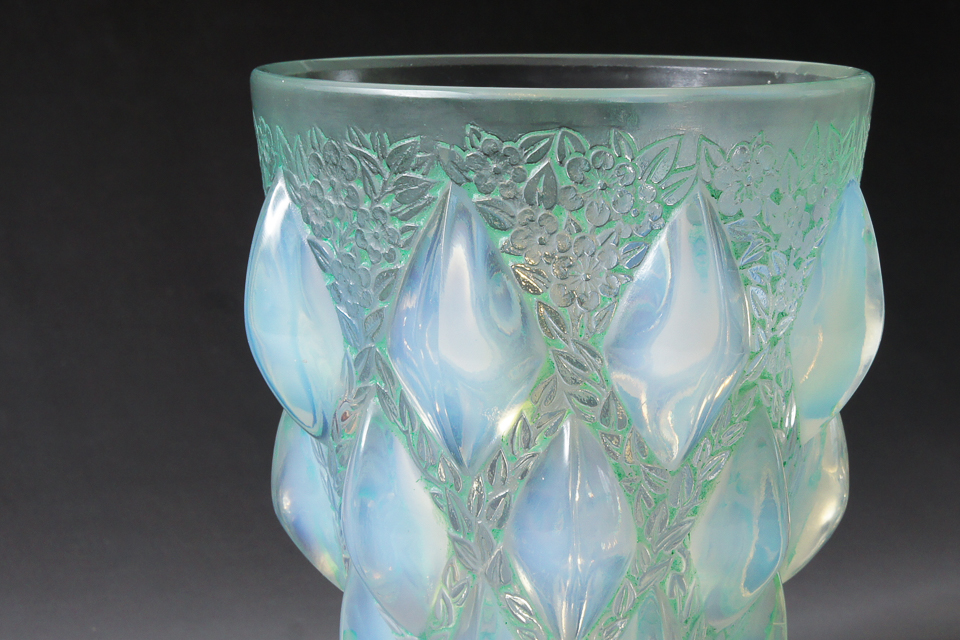 花瓶「ランピオン（グリーンパチネ）」